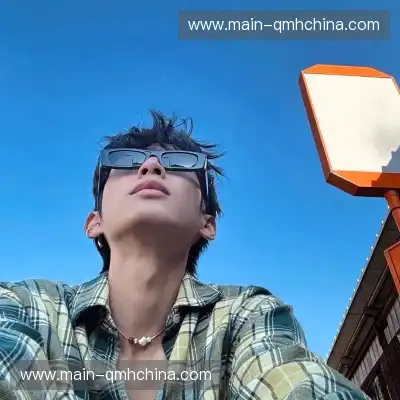 葛昀